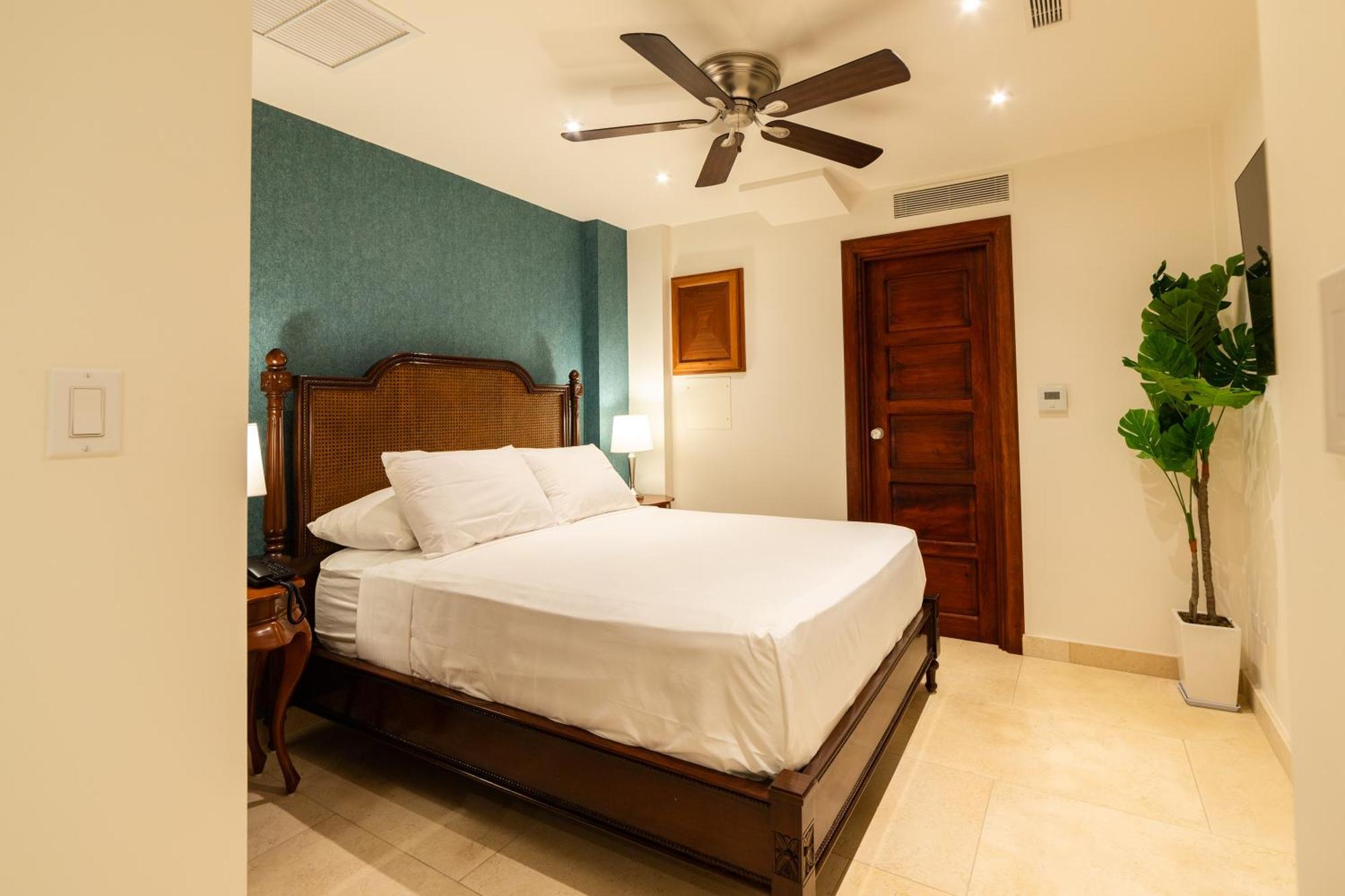 Hotel Plaza Herrera Panama City Eksteriør billede